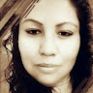 Meet your Posher, Claudia